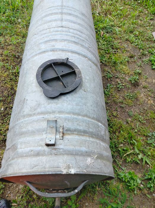 Sprzedam beczke 600litr.ocynk