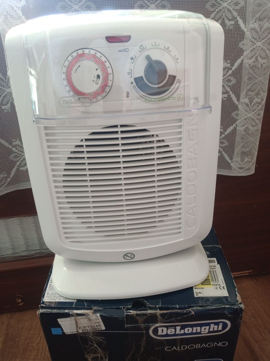 Termowentylator z tajmerem DELONGHI 2200W HBC3052T