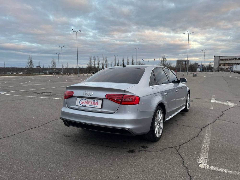 Audi (№1102м) A4 (ВНЕСОК від 30%) Авторинок МЕТРО