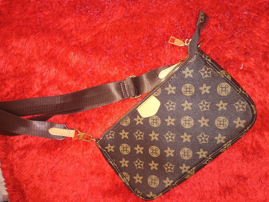 Mala tira colo para mulher