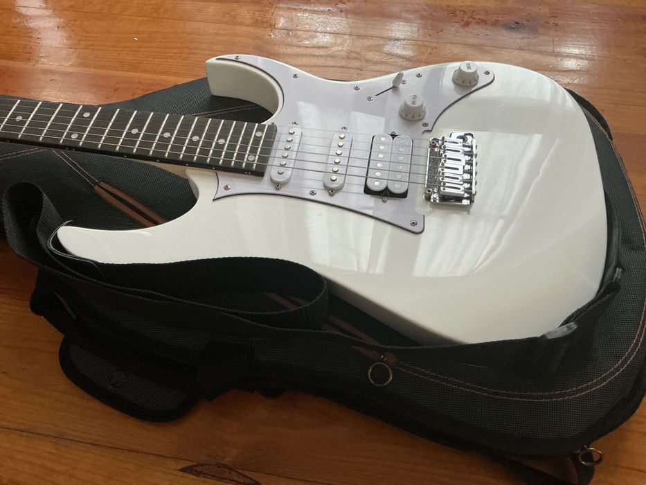 Guitarra Ibanez GRG140-WH
