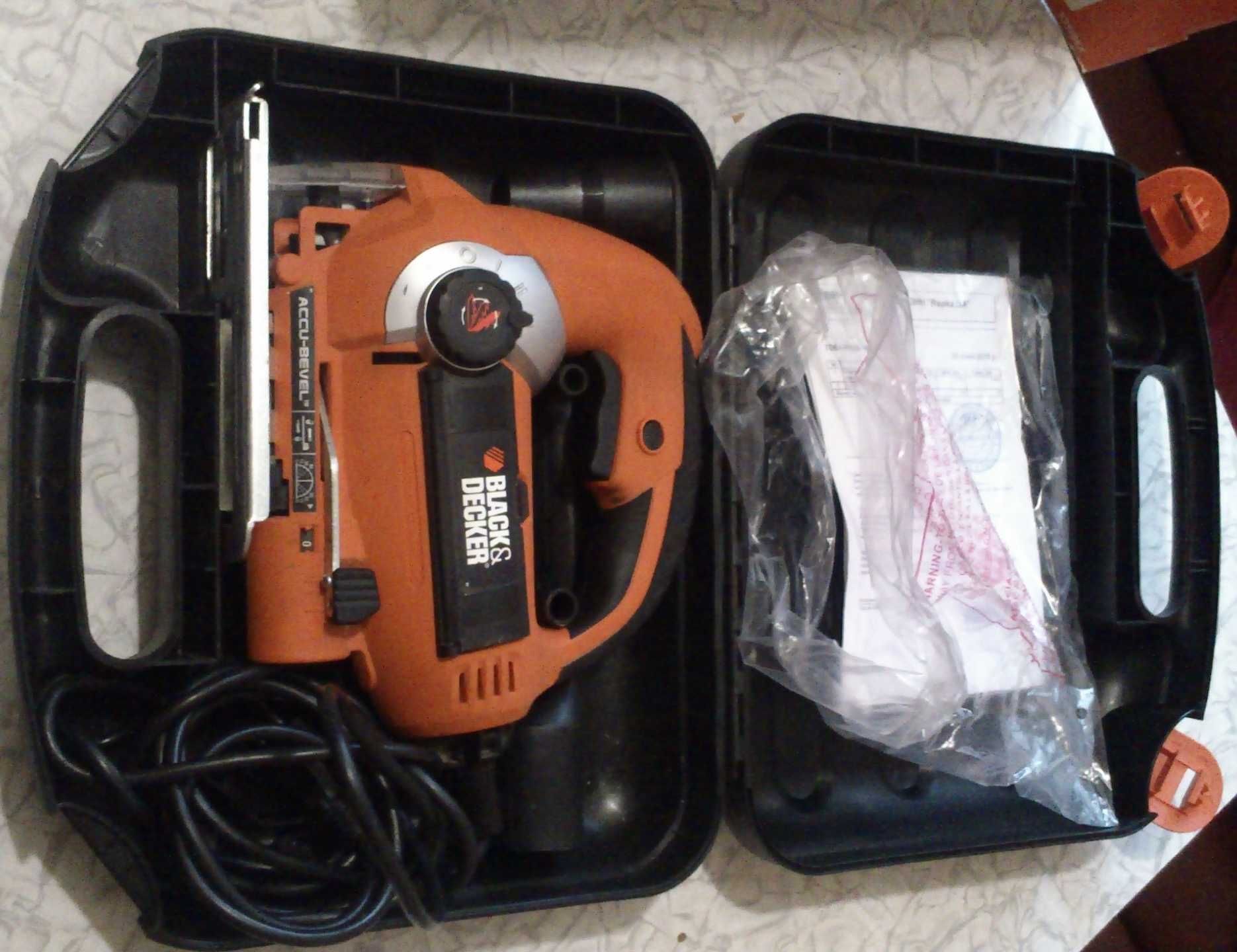 Электролобзик Black&Decker KS900SK