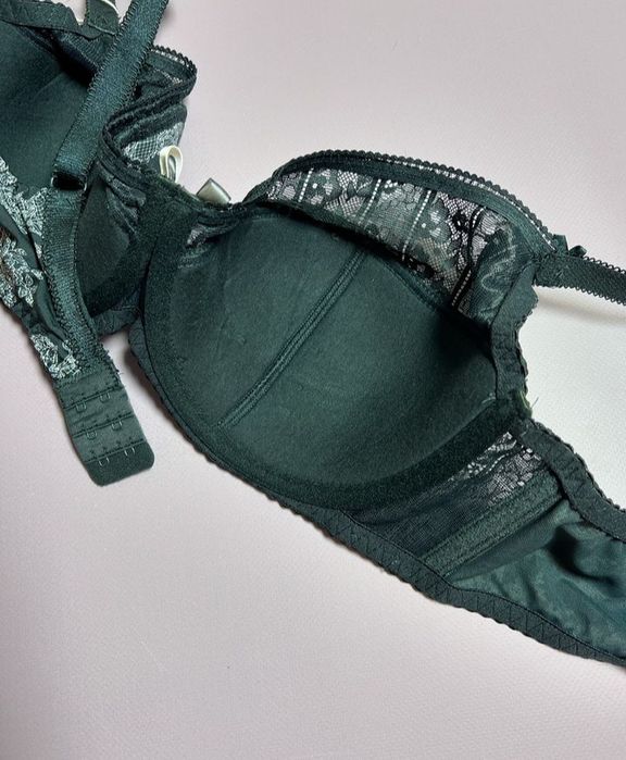 Бюстгальтер 95 F новый