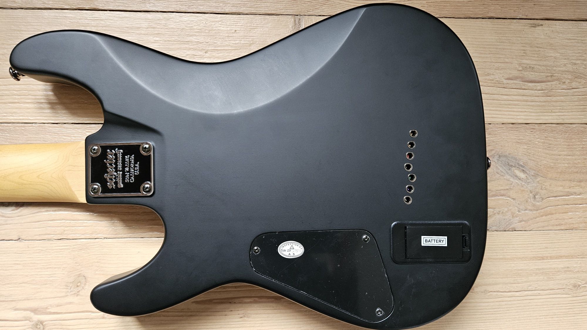 Schecter Demon 7