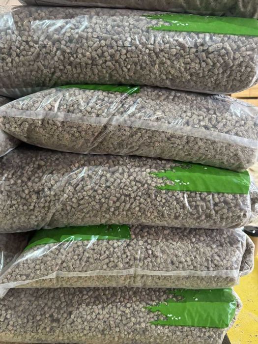 Pellet drzewny sosnowy A1 certyfikowany, worki od 1050 z transportem