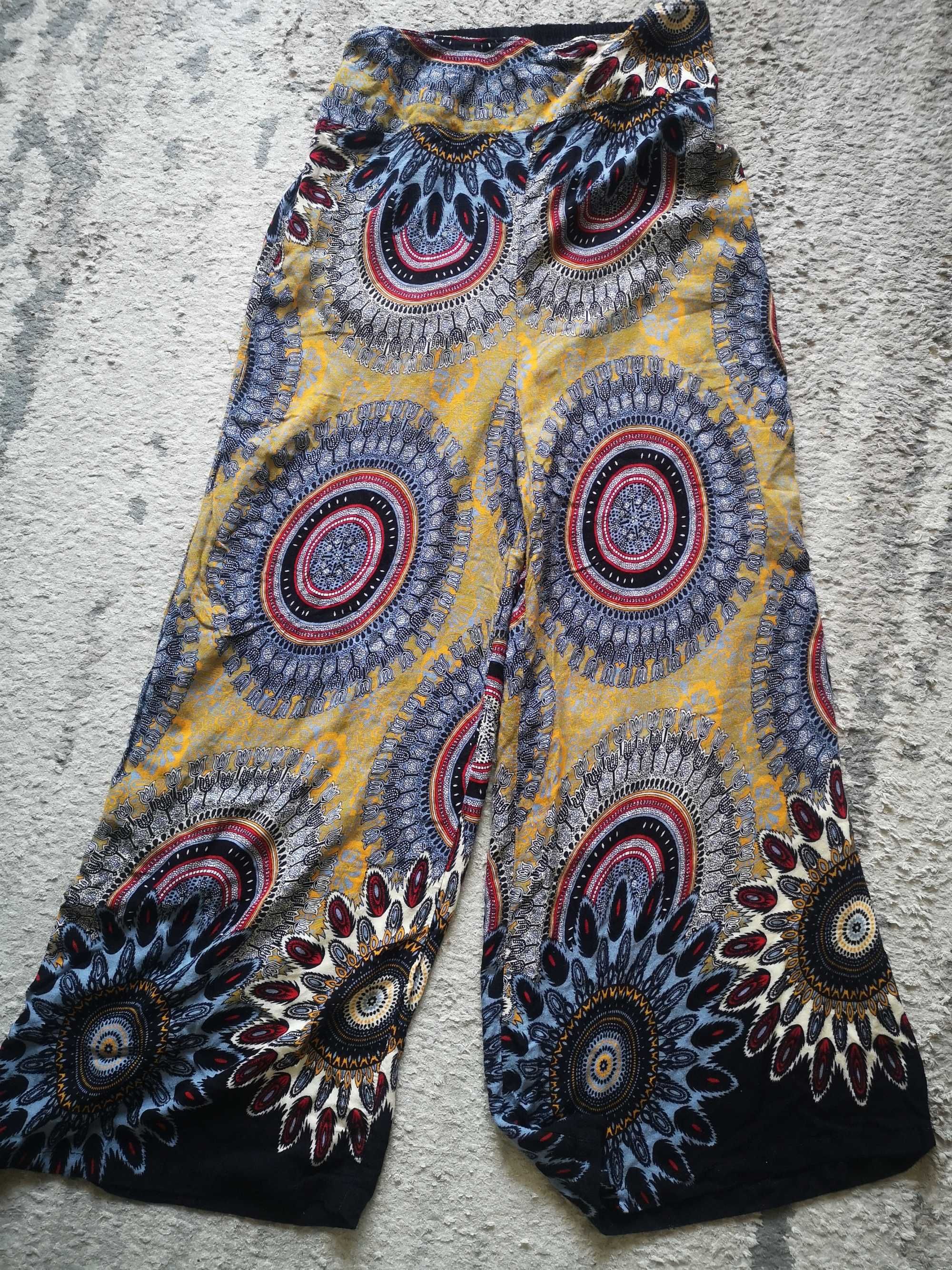 Zwiewne kolorowe spodnie boho 36/38