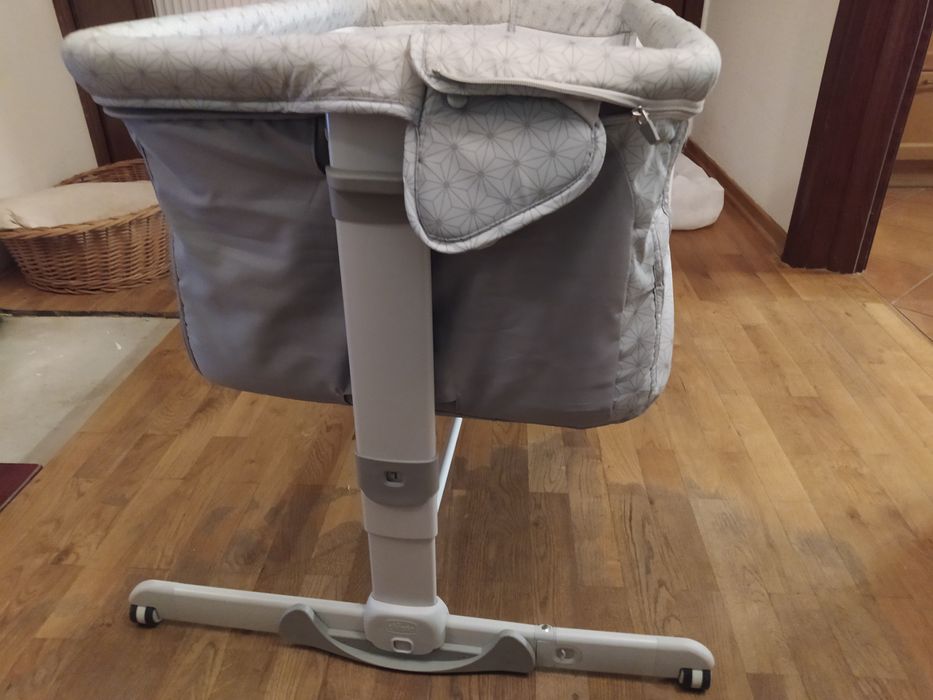 Przystawka do łóżka dla niemowlaka  chicco