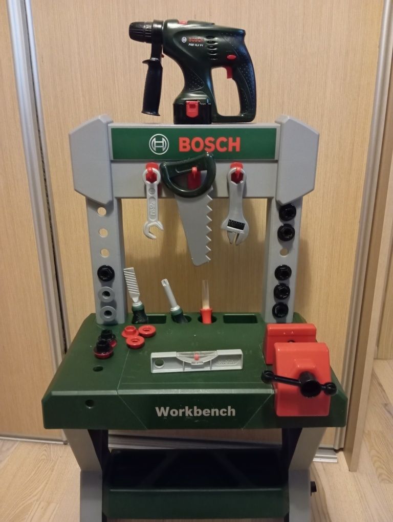 Warsztat Bosch+ skrzynka z narzędziami
