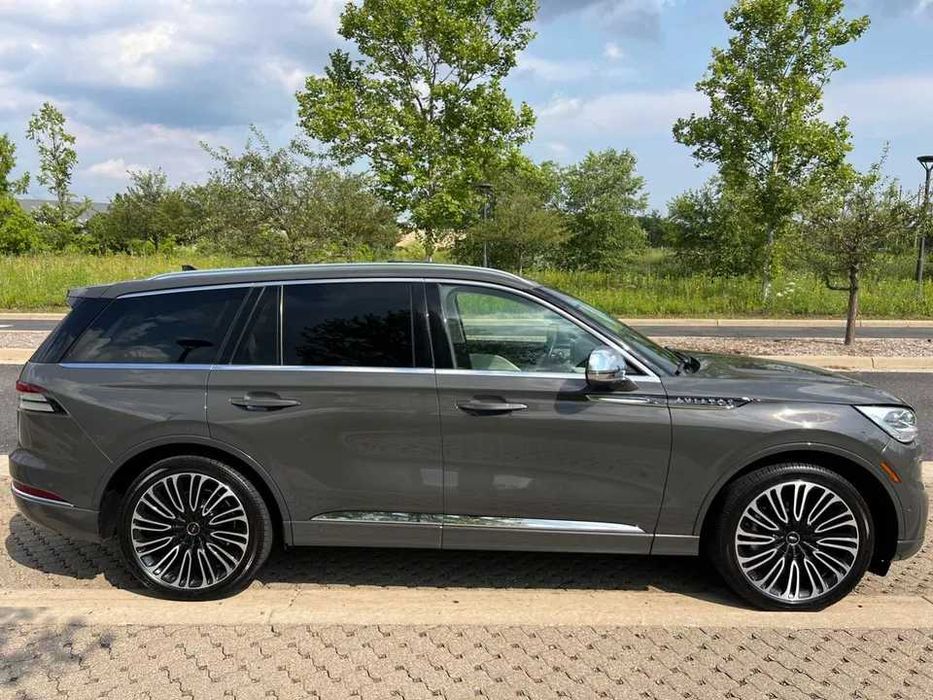 2021 Lincoln Aviator