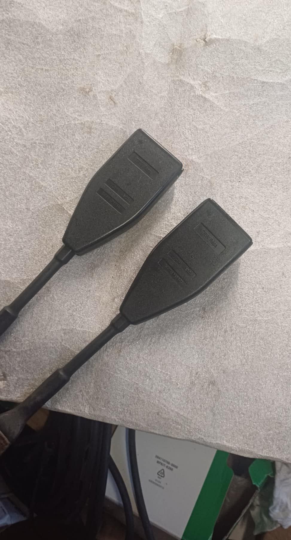 BMW E30 zapinki pasów przednich szeroka lampa