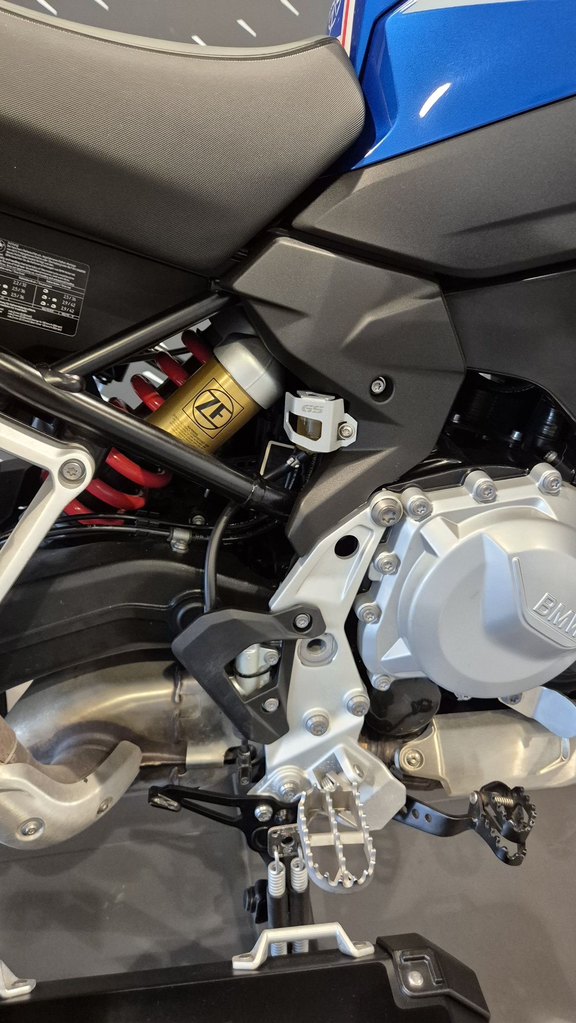 Bmw GS 850 ADV Como nova