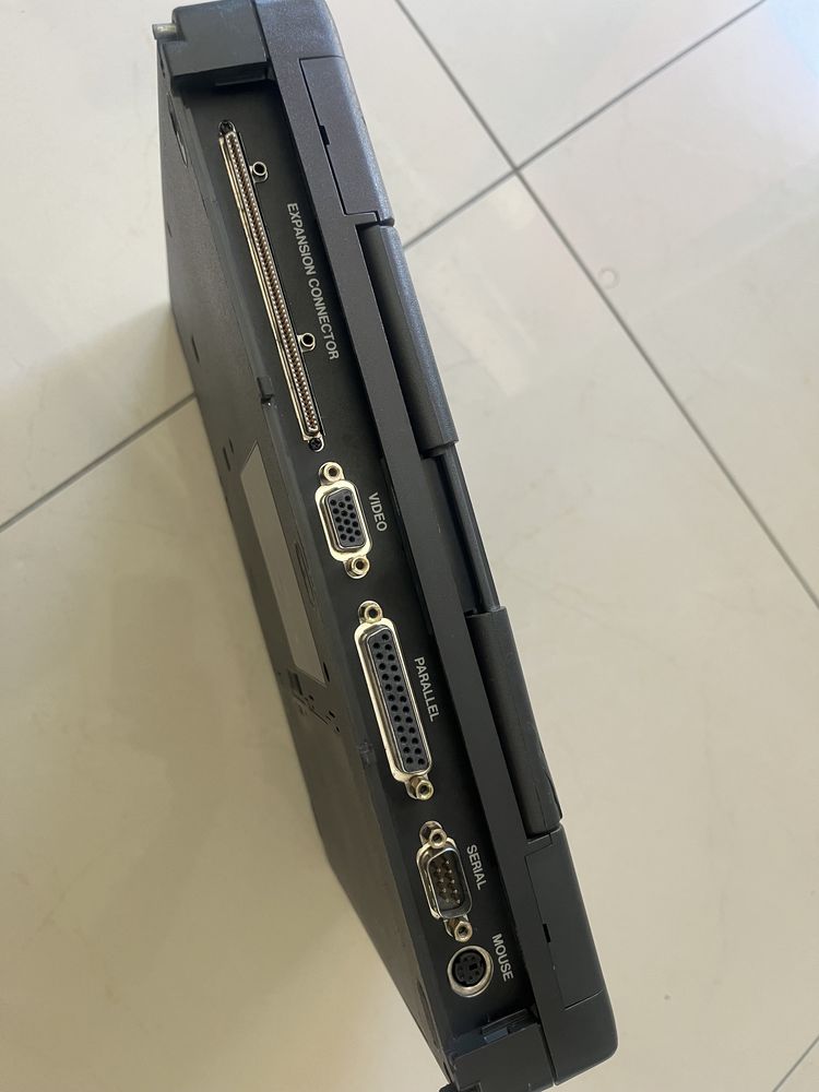 AST ascentia 910 n laptop