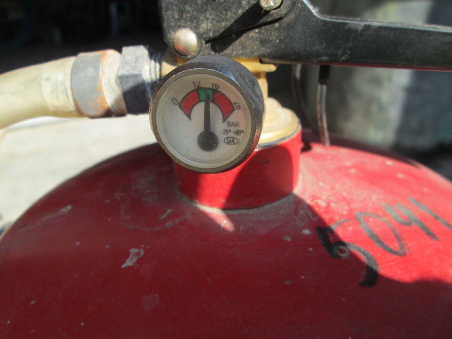 вогнегасник порошковий ВП-9(3) - 2 шт