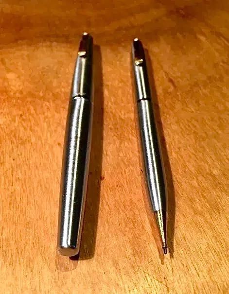 SHEAFFER (aparo em ouro) - caneta de tinta permanente e lapiseira