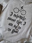 Body niemowlęce Harry Potter. Przysięgam że knuje coś niedobrego