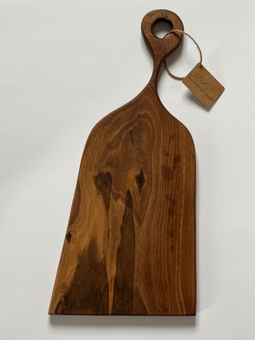 Deska do krojenia i serwowania lite drewno orzech