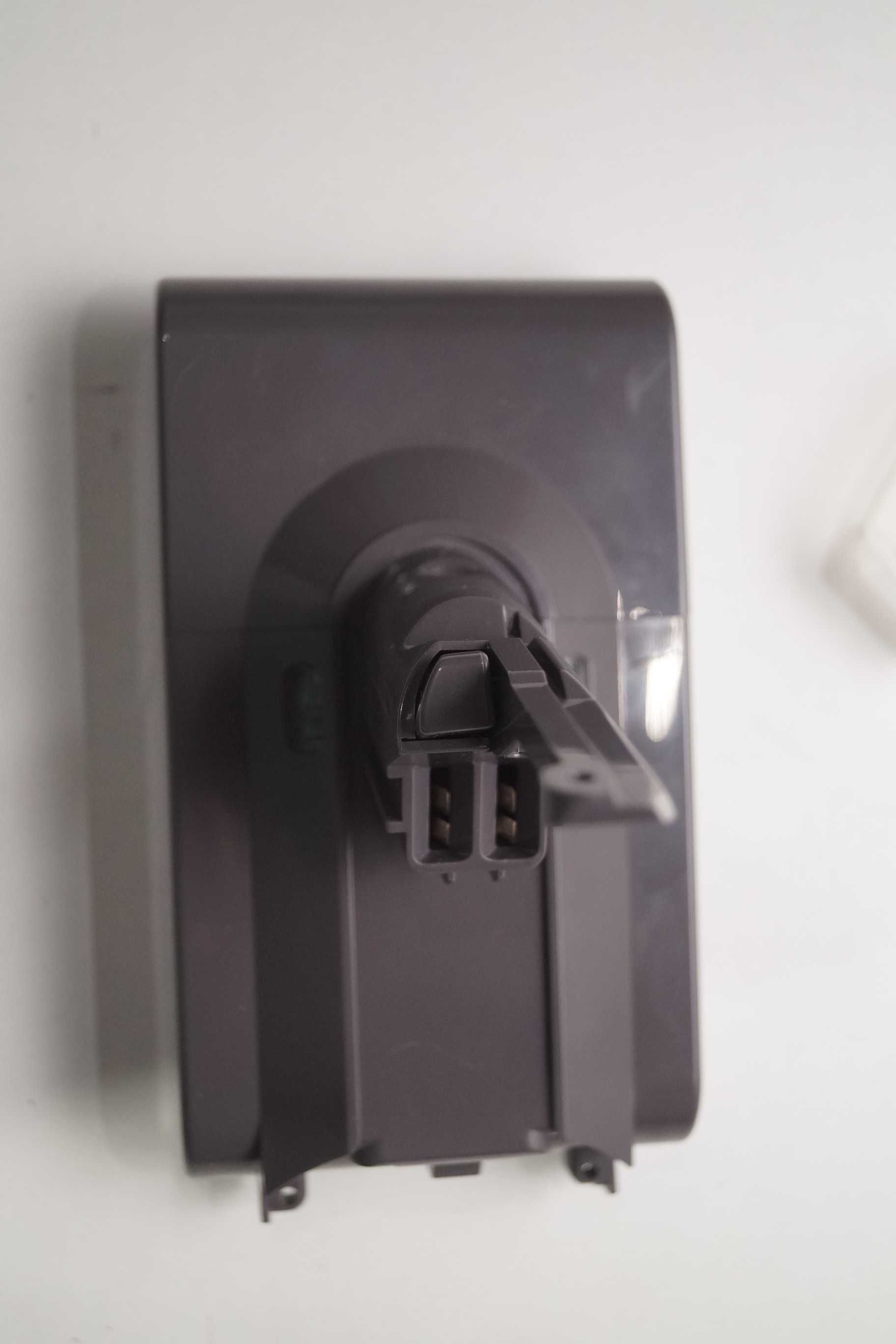 1103 Bateria akumulator li-ion 21.6V 4600MAH do DYSON V8 SV10 zamienna