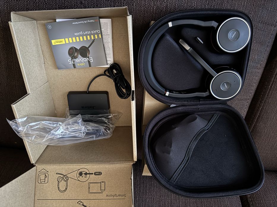 Jabra Headset Evolve 75+ UC Stereo z ANC BT + Stacja