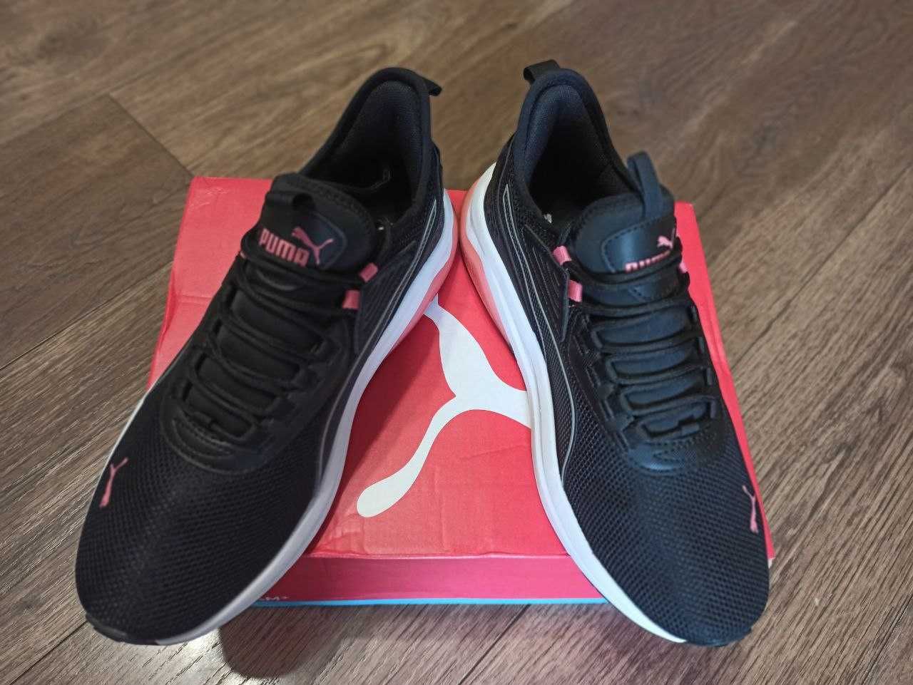 Кросівки жіночі Puma Amplifier