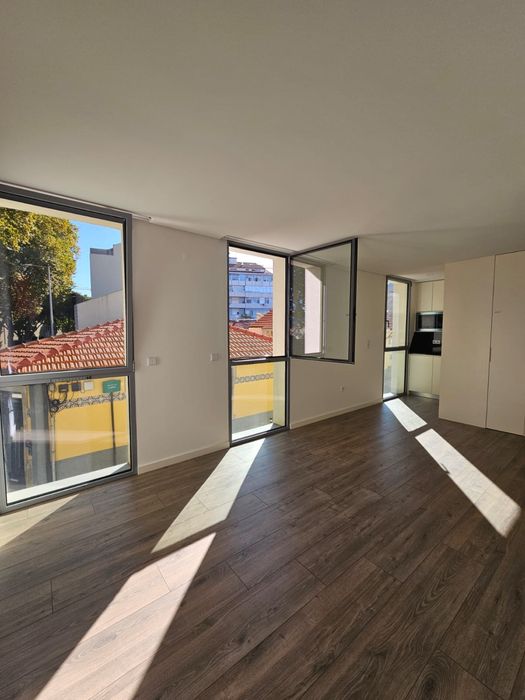 Apartamento T2 arrendamento no Carvalhido