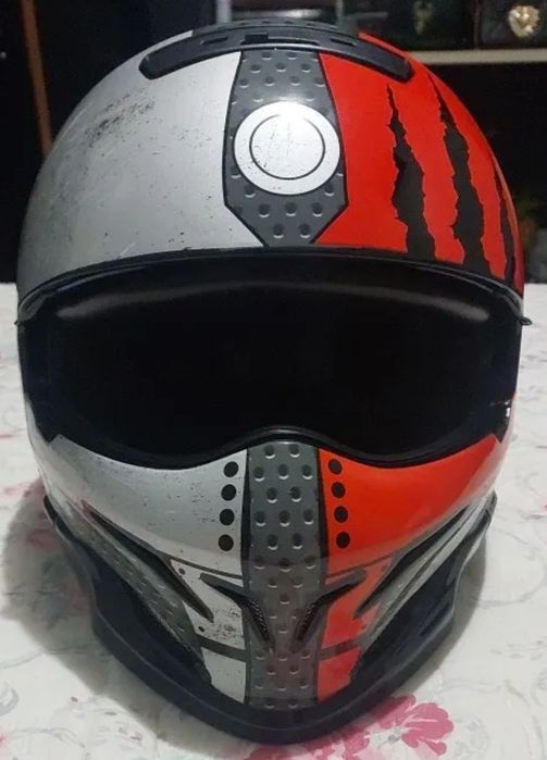 Capacete estilo Scorpion espacial astronauta