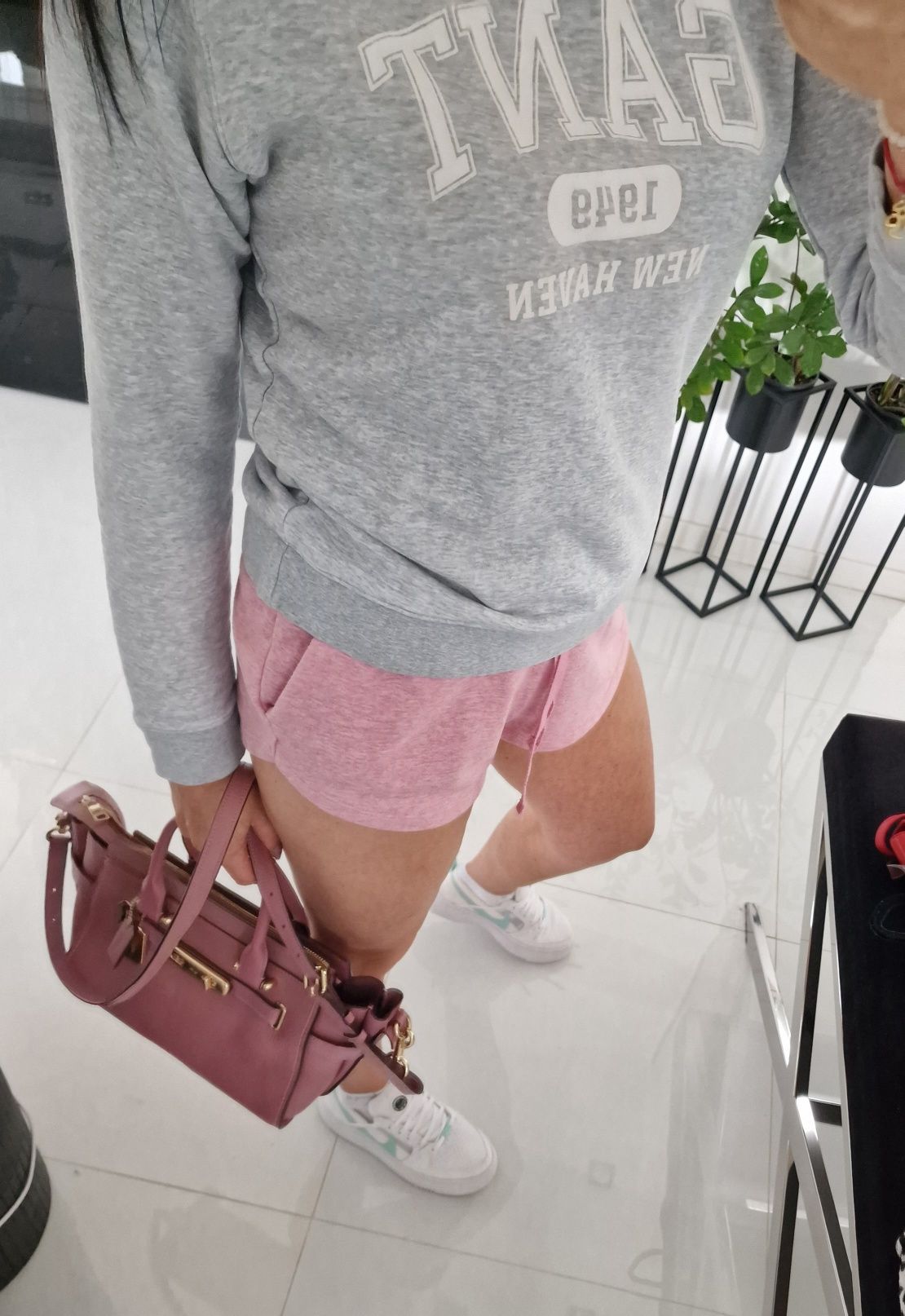 Mini szorty H&M spodenki dresowe 34 xs Basic