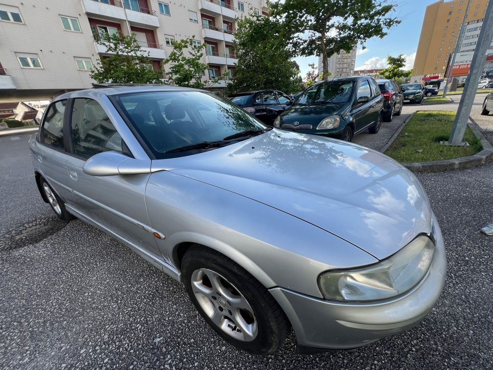 Opel Vectra B 2.0 DTi 16v - 1999
