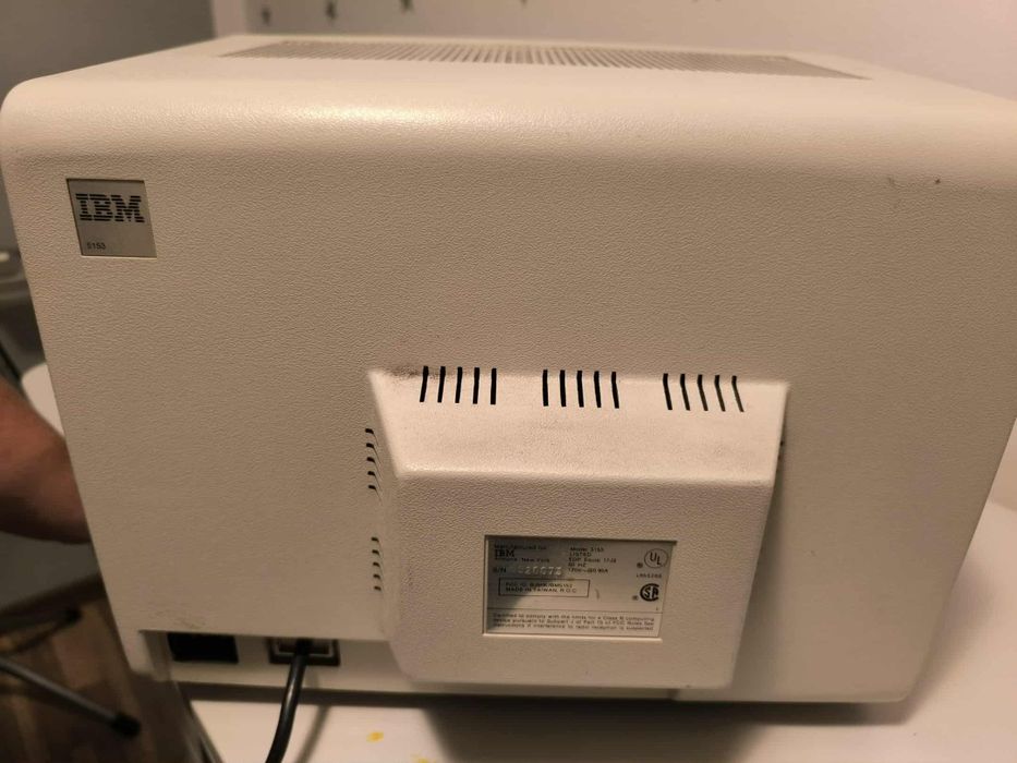 Monitor IBM 5153