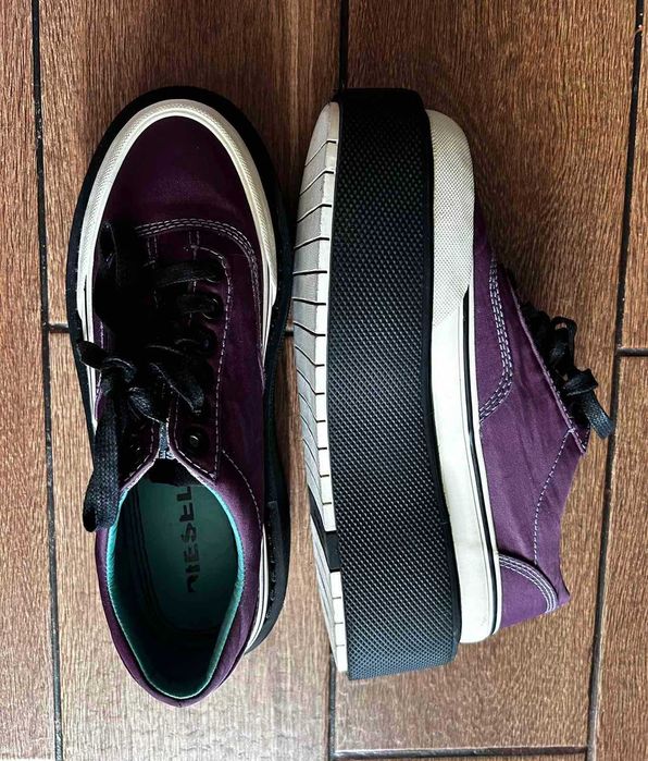 Кросівки оригінальні Diesel 36