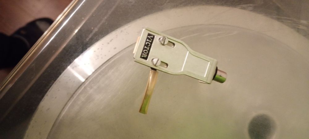 Headshell Victor do ramienia UA-77 i innych wkładka MD-1016