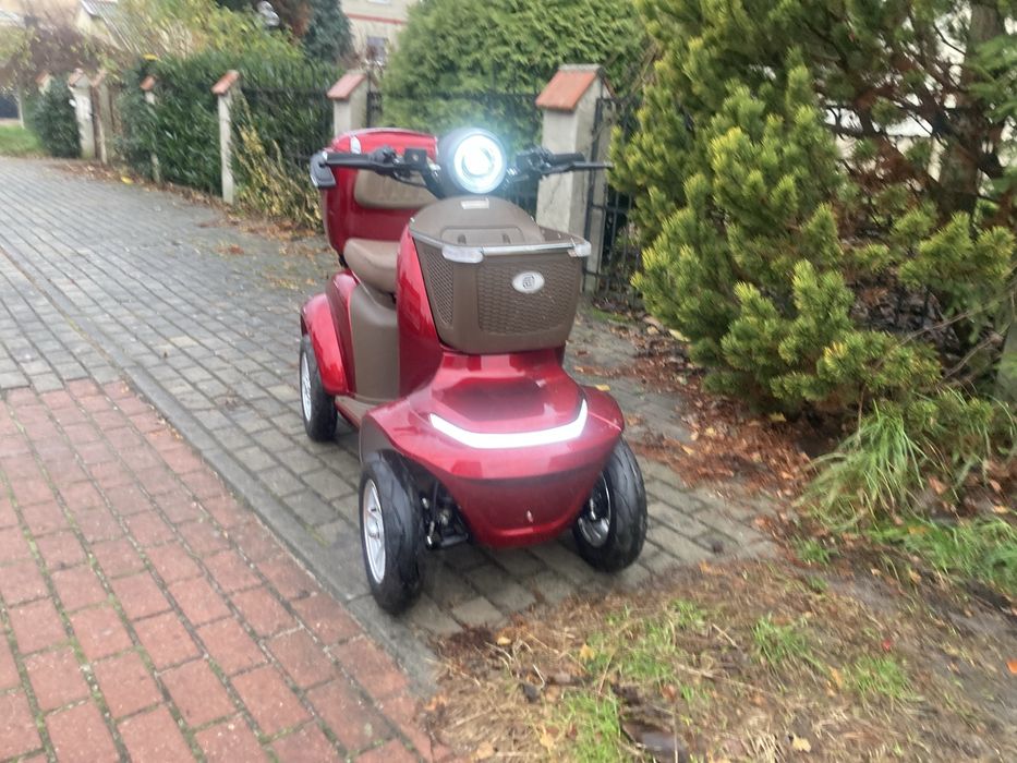 Wozek skuter elektryczny inwalidzki senior bateria litowo jonowa hit