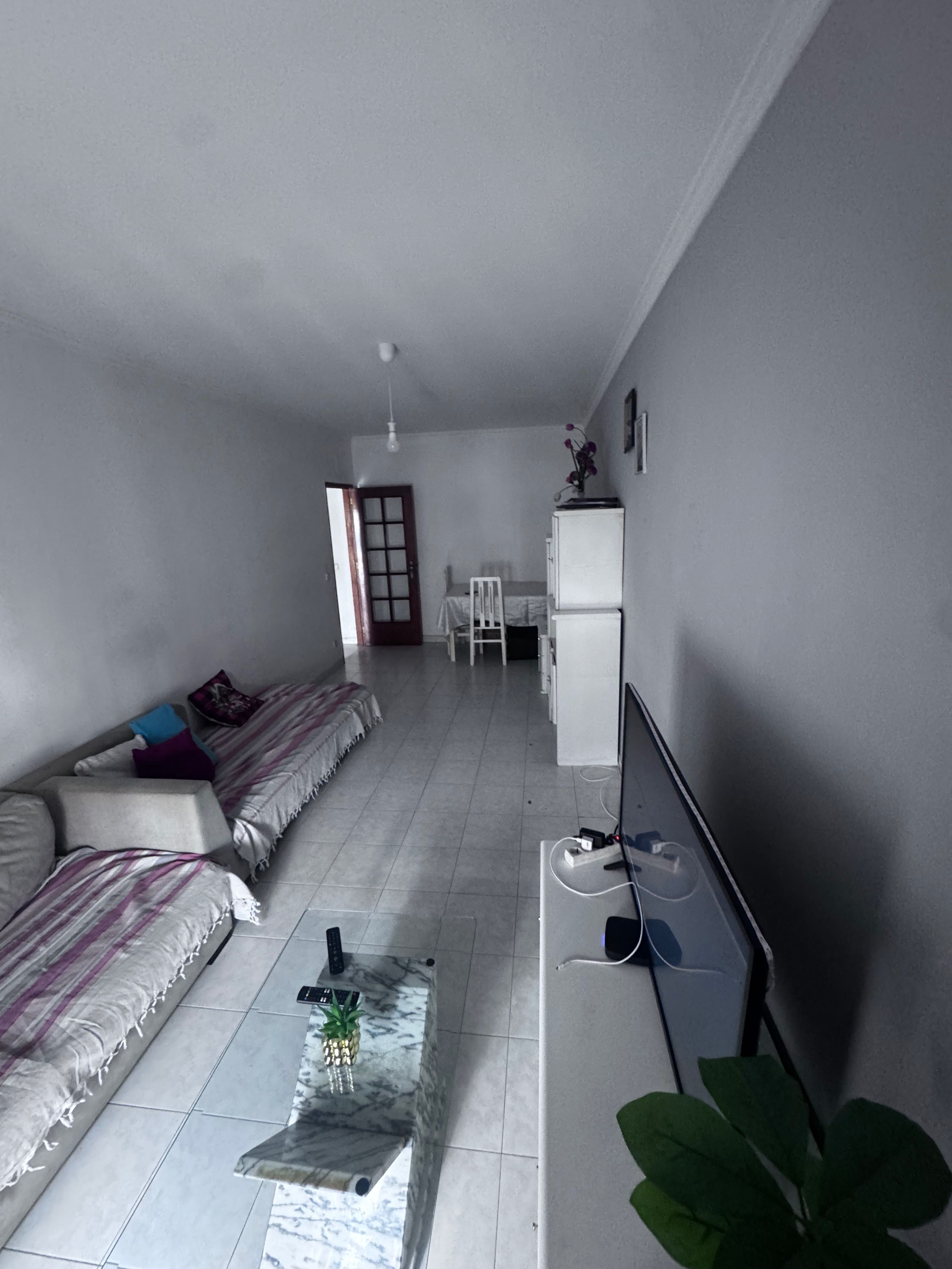 Quarto nas mercês + Despesas incluídas