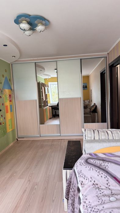 Сдам 2к квартиру Центр,ул Защитников Николаева( Декабристов).