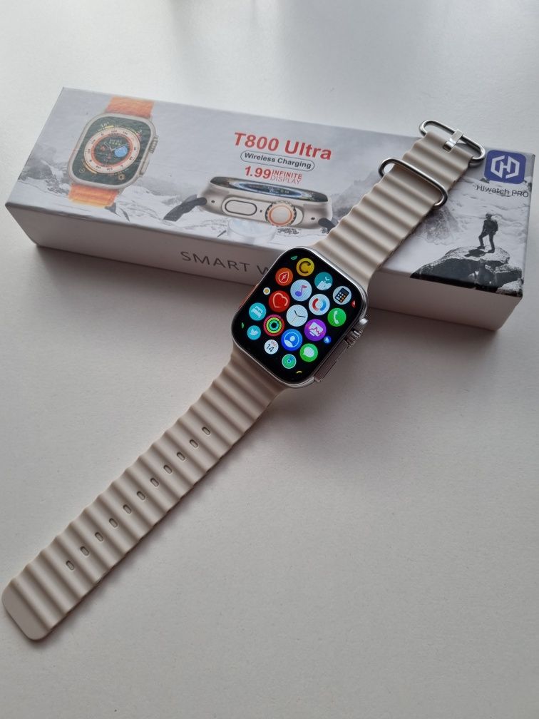 Smartwatch srebrny + pasek