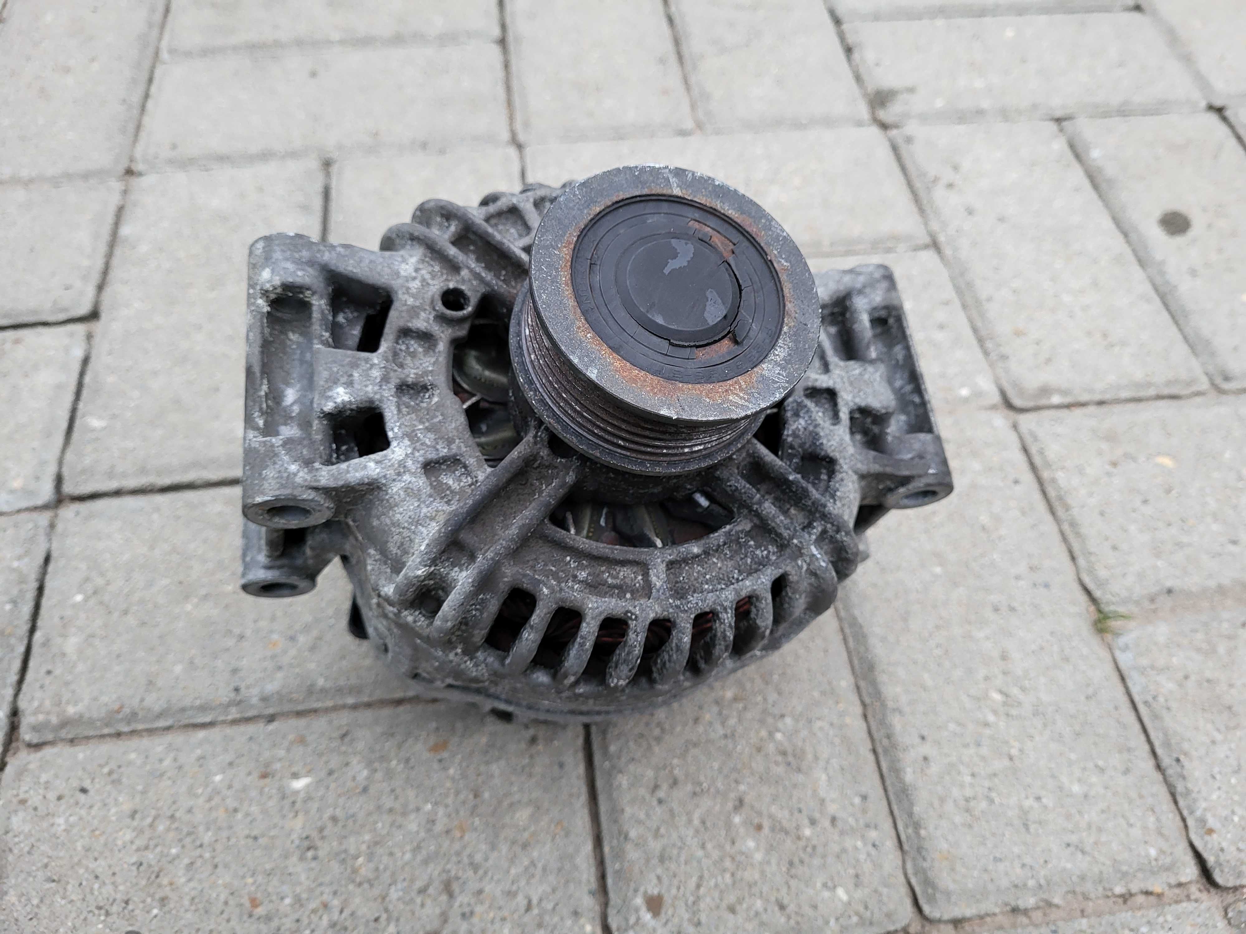 Alternator AUDI A4 B8 , A5 8T 3,2 FSI - CALA 140A .