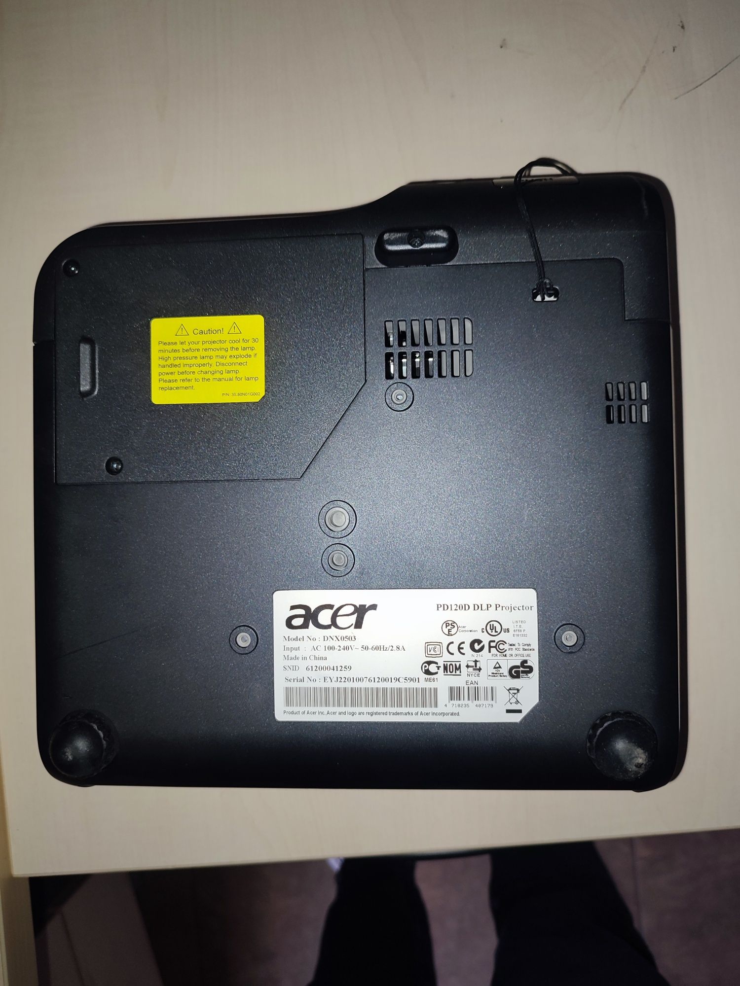 Projektor Acer DNX0503