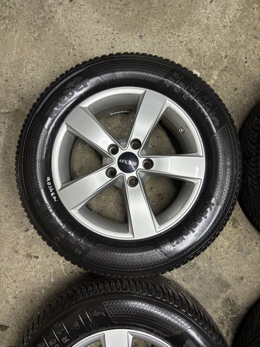 5 114,3 R16 з зимовою резиною 215/65/16