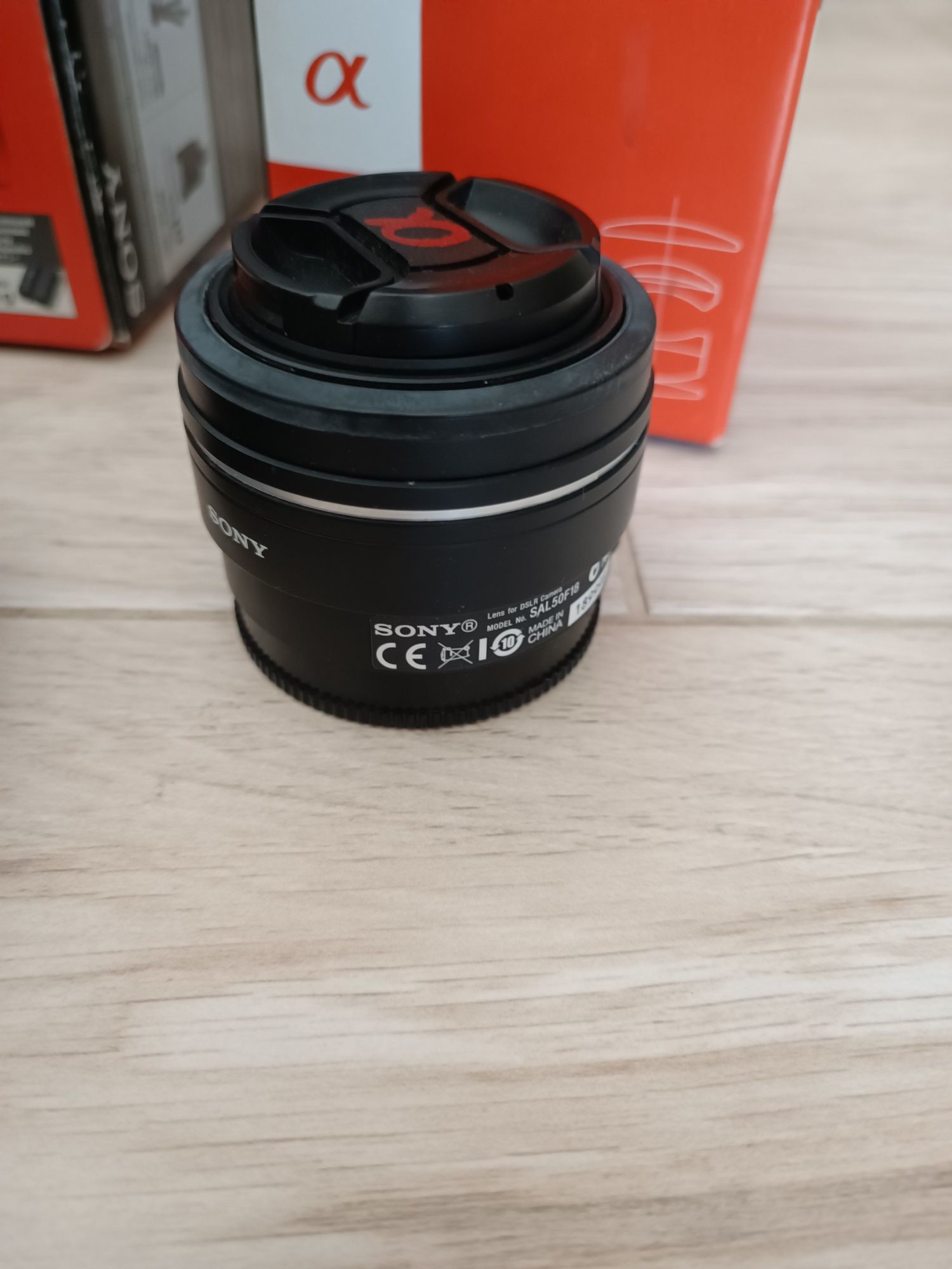 Объектив Sony SAL50F18