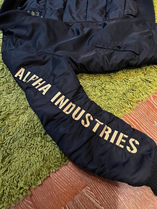 бомбер Alpha Industries  MA-1