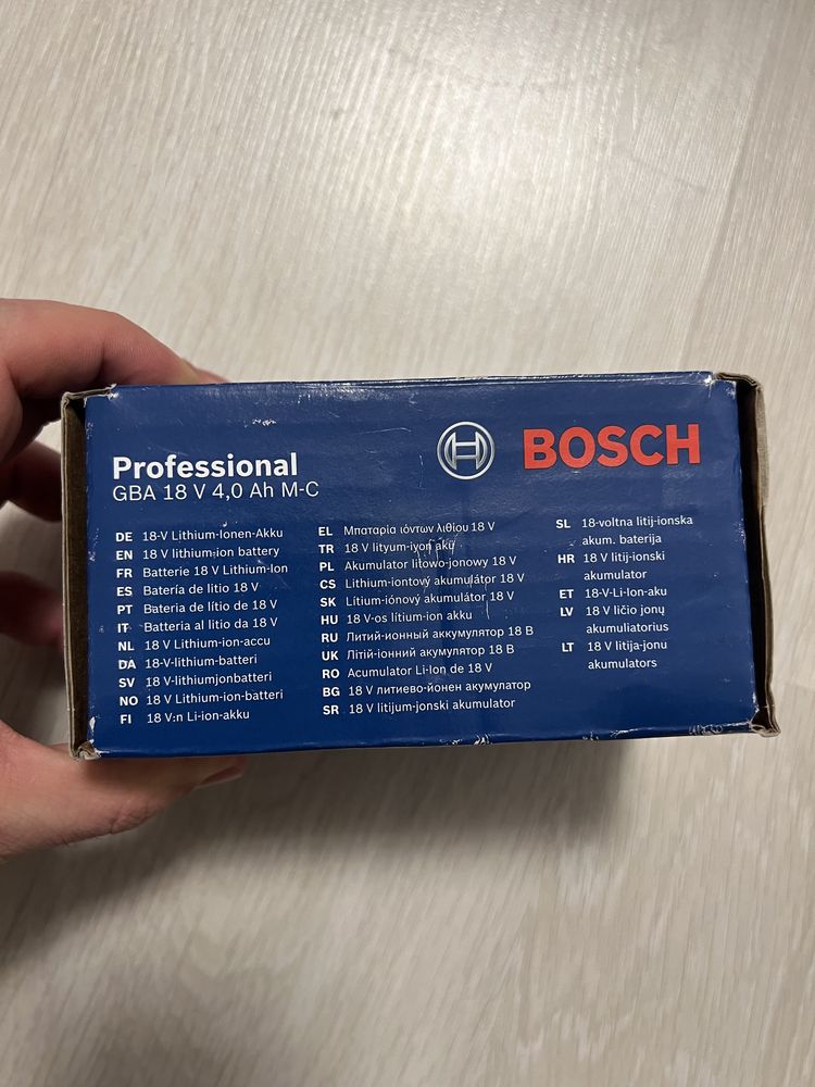 Оригінальний акумулятор bosch Professional GBA 18 V 4,0 Ah M-C