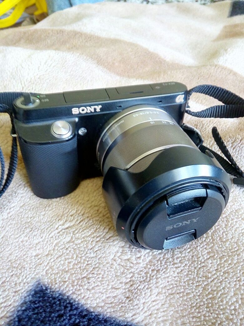 Фотоапарат Sony Nex F3 K цифровий полупрофесійний