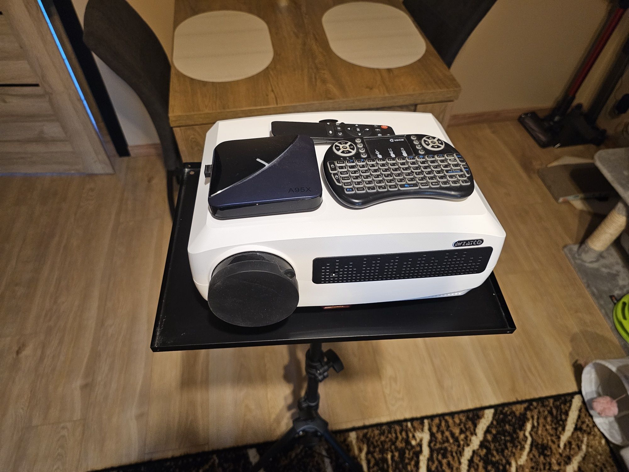 Kino domowe! Projektor WZATCO C3S-16 Full HD Android  Dźwięk 20w