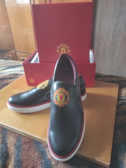 Сліпони чоловічі брендові