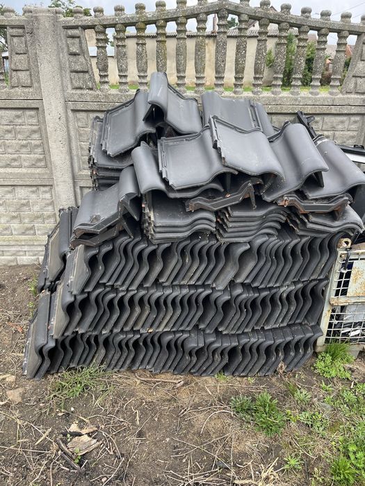 Sprzedam dachówkę antracyt