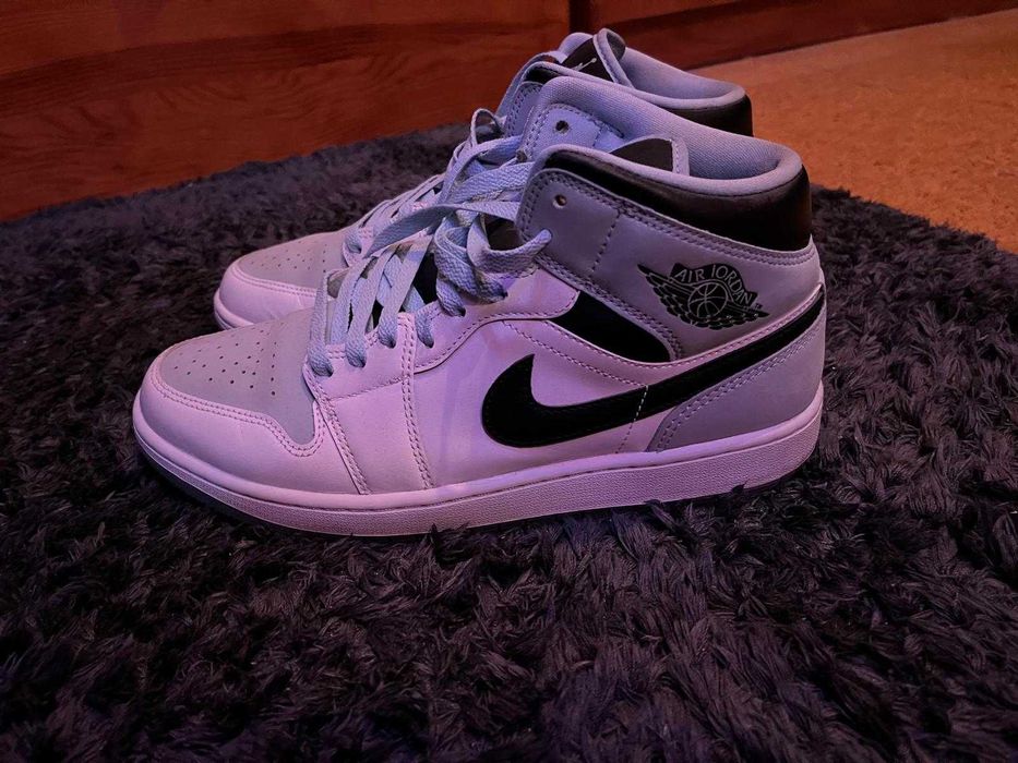 Nike Air Jordan 1 Mid "Ice Blue"