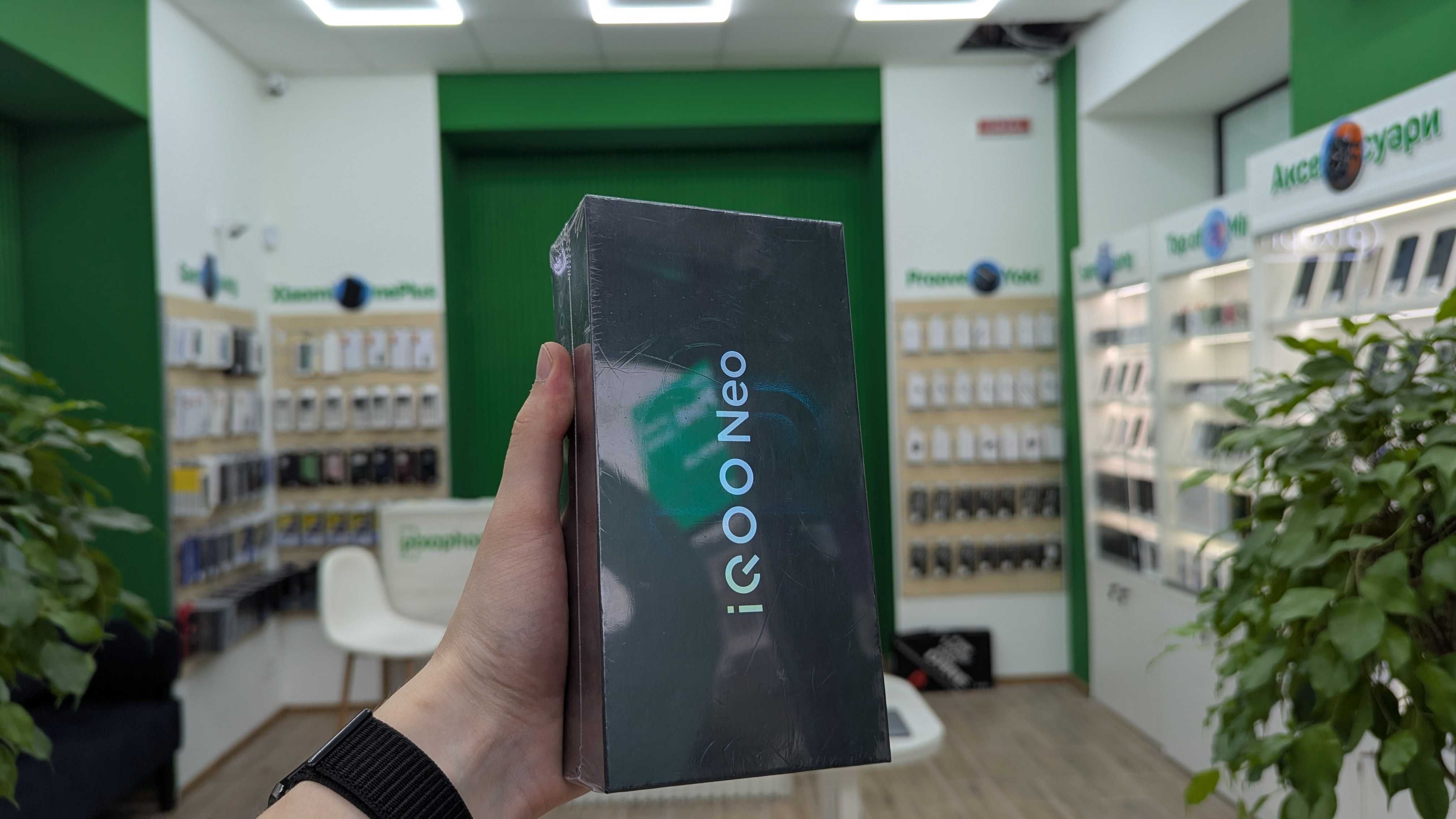 Магазин NEW Vivo iQOO Neo 10 12/256GB Black Оплата частинами Гарантія