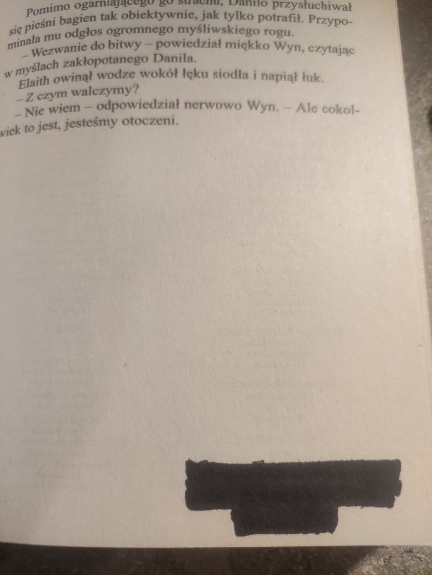 Elaine Cunningham "Pieśni i miecze" tom I i II, "Cień Elfa, Pieś Elfa