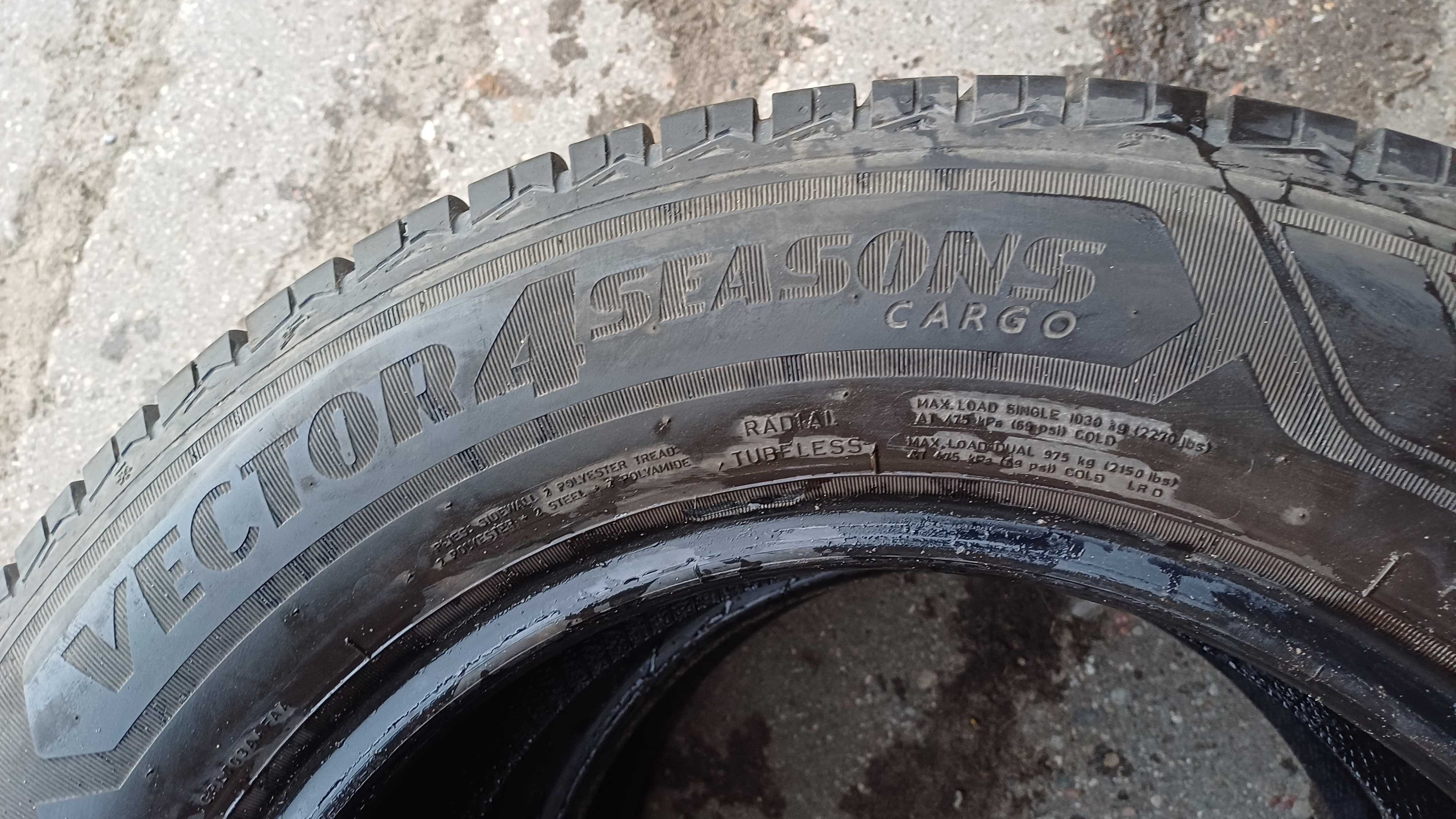 Goodyear Vector4Seasons Cargo 215/65 R16C 109/107T 2021r