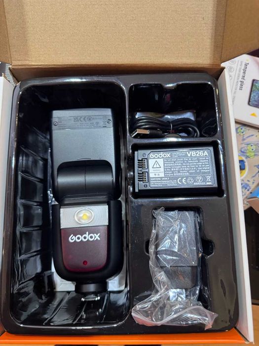 lampa Godox V860IIIS (Sony) – jak nowa, użyta 1 raz, komplet