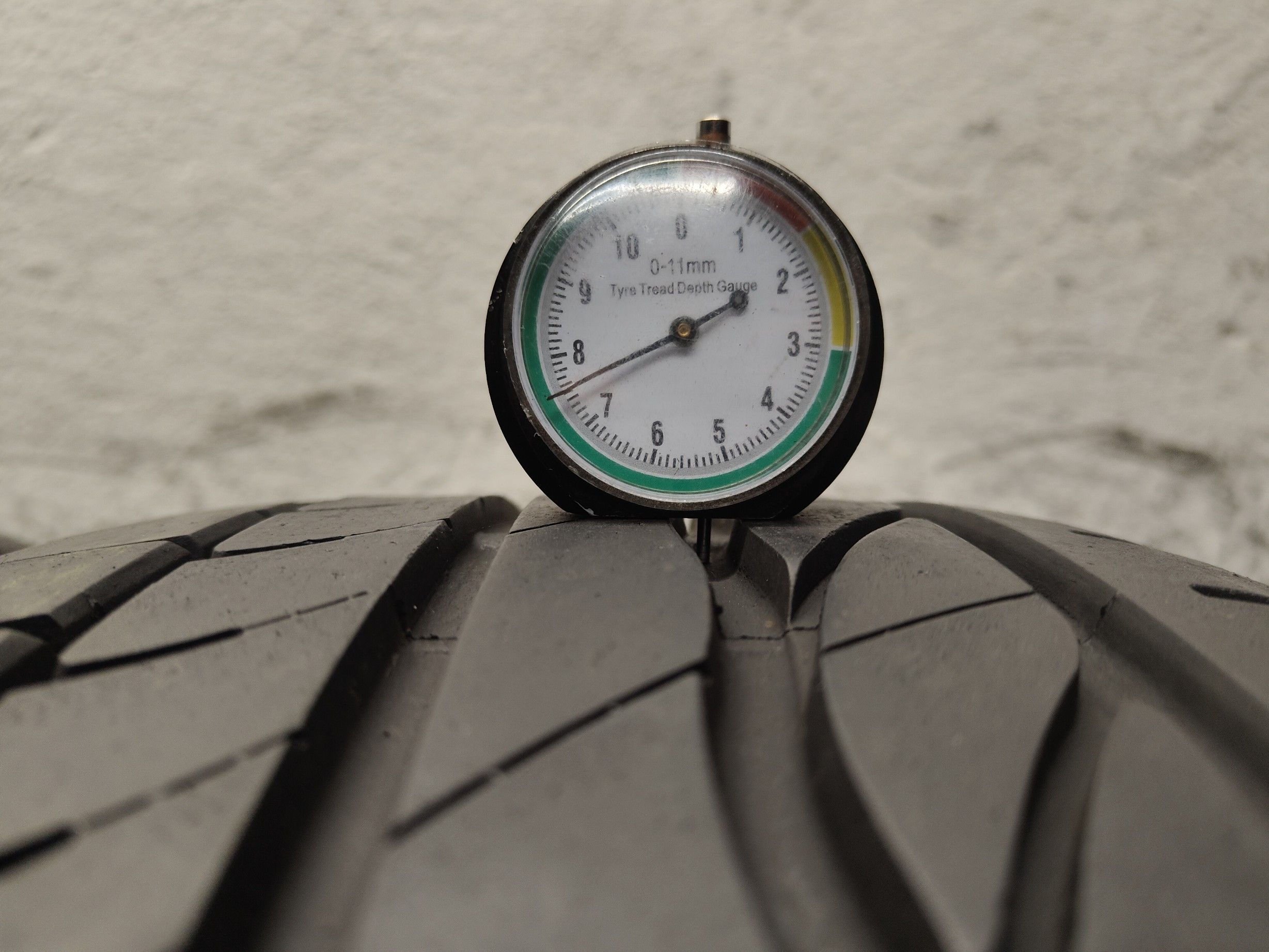 2X 225/45R17 Opony Letnie Bridgestone 7.5mm